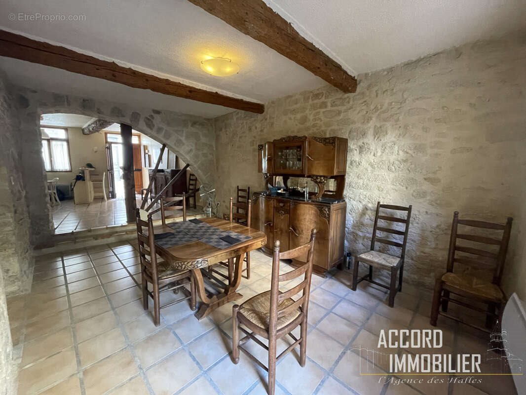 Maison à vendre, 250m², Puisserguier