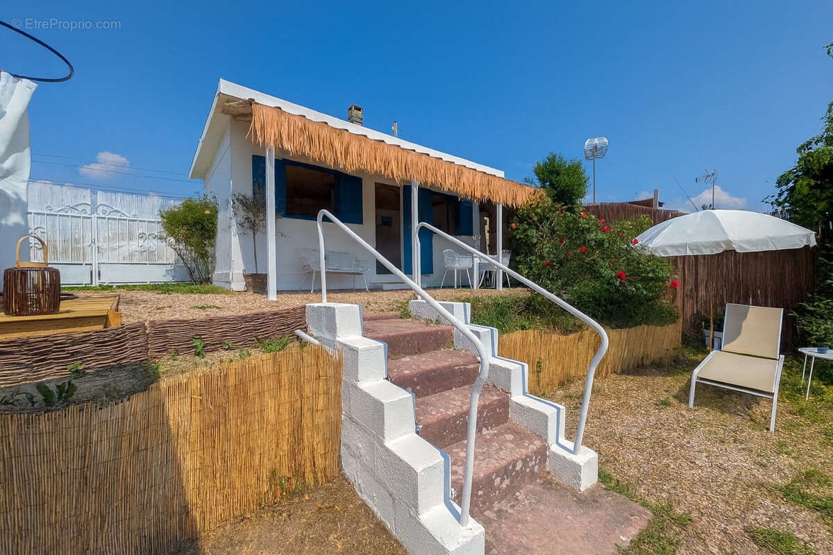 Maison à vendre, 23m², Milly-sur-Thérain