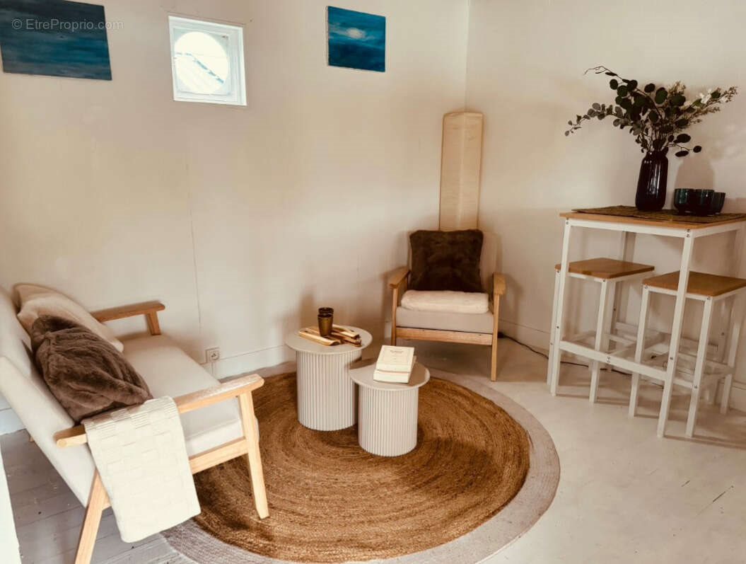 Maison à vendre, 23m², Milly-sur-Thérain