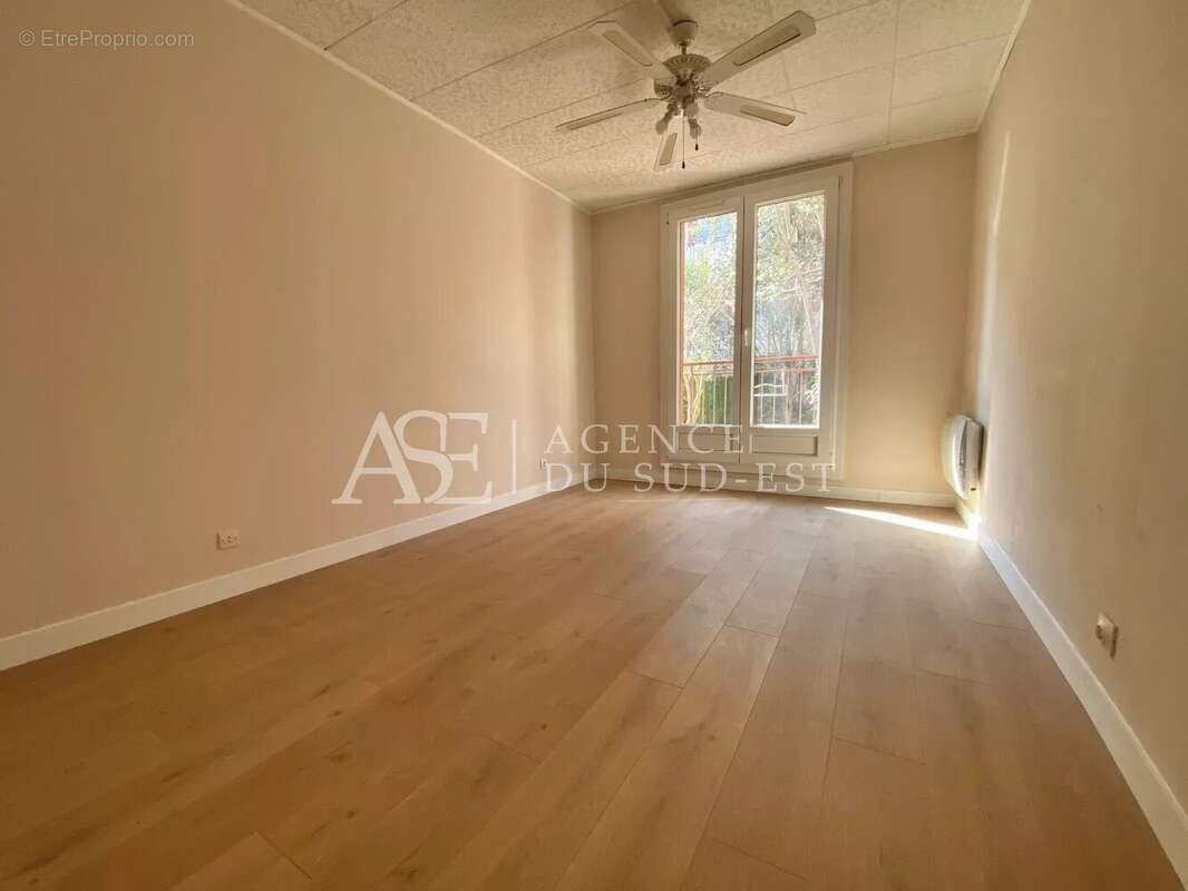Appartement à vendre, 75m², Arles
