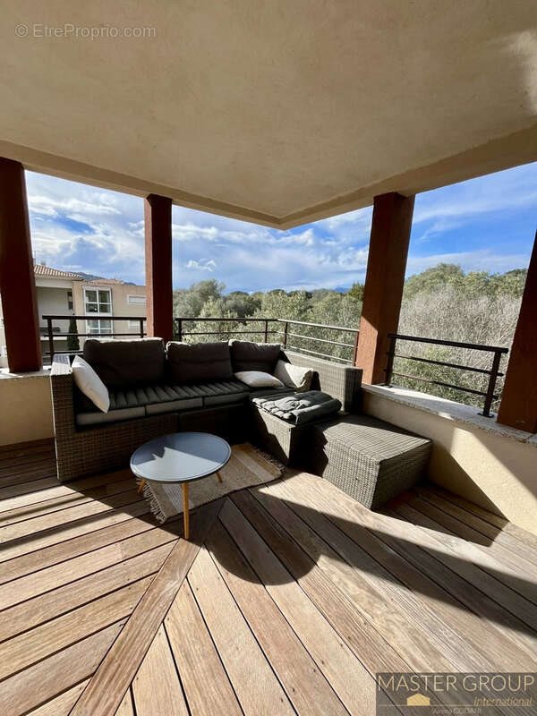 Appartement à vendre, 73m², Porto-Vecchio