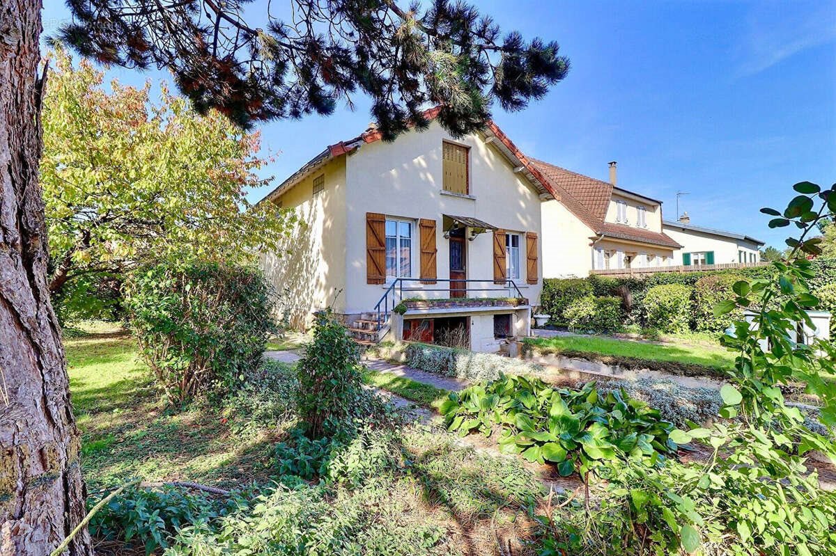 Maison à vendre, 95m², Mareil-Marly