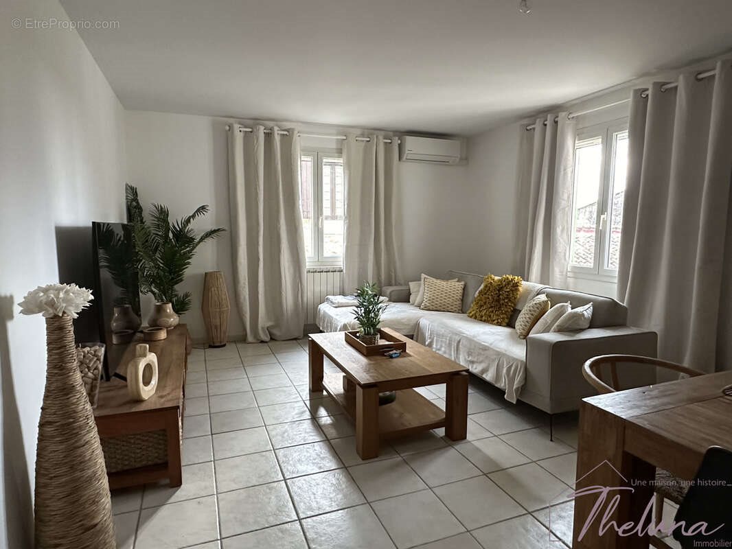 Appartement à vendre, 423m², Beaucaire