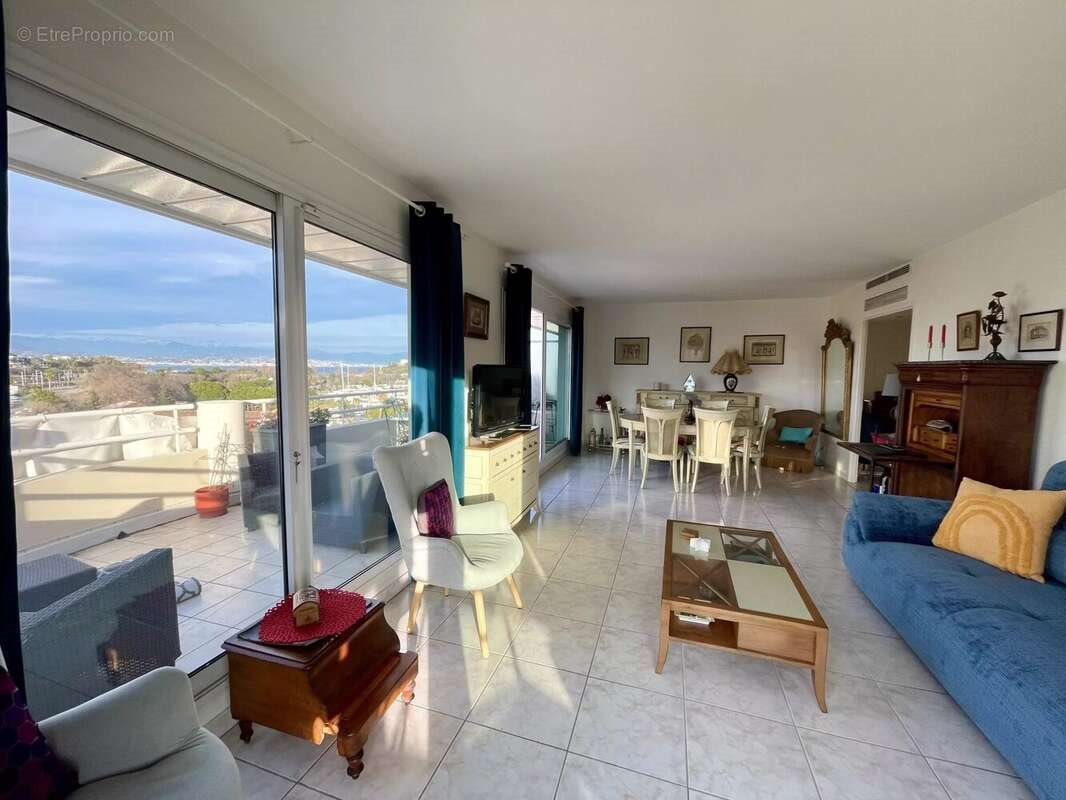 Appartement à vendre, 79m², Antibes
