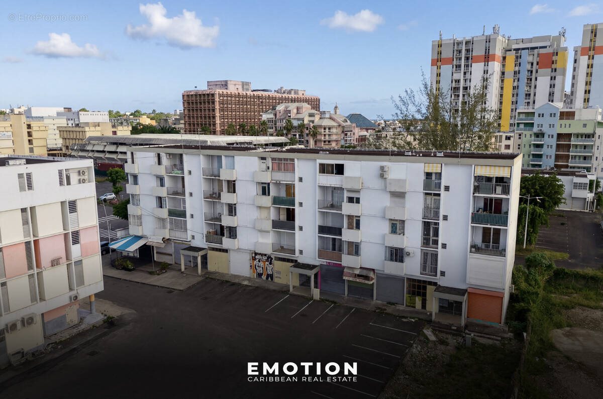 Appartement à vendre, 86m², Pointe-à-Pitre