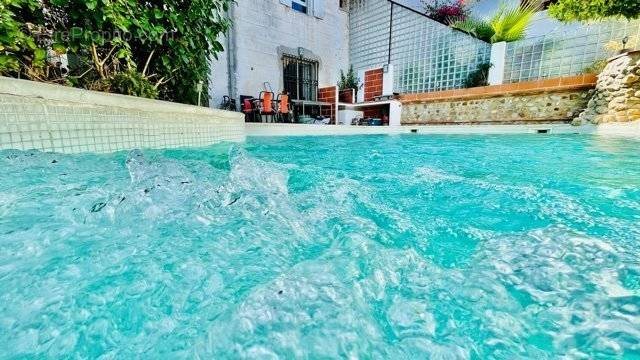 Maison à vendre, 280m², Pollestres