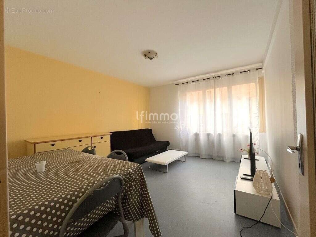 Appartement à vendre, 65m², Narbonne