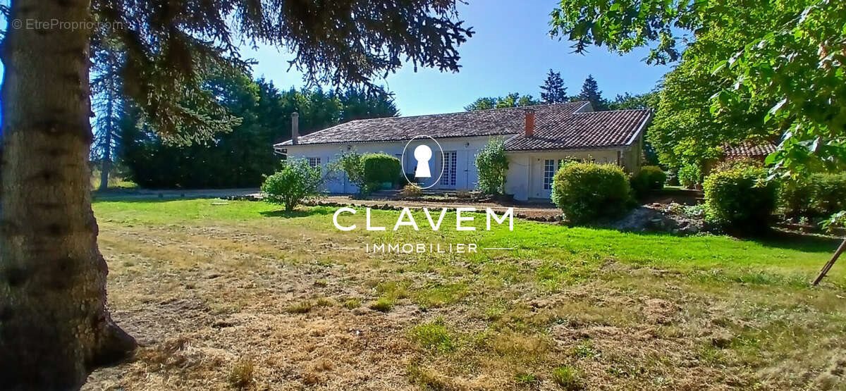 Maison à vendre, 309m², Maransin