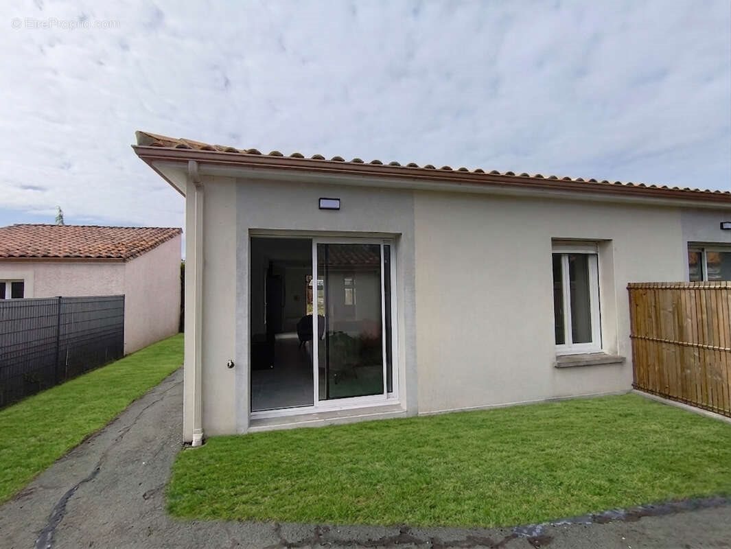 Maison à vendre, 93m², Médis