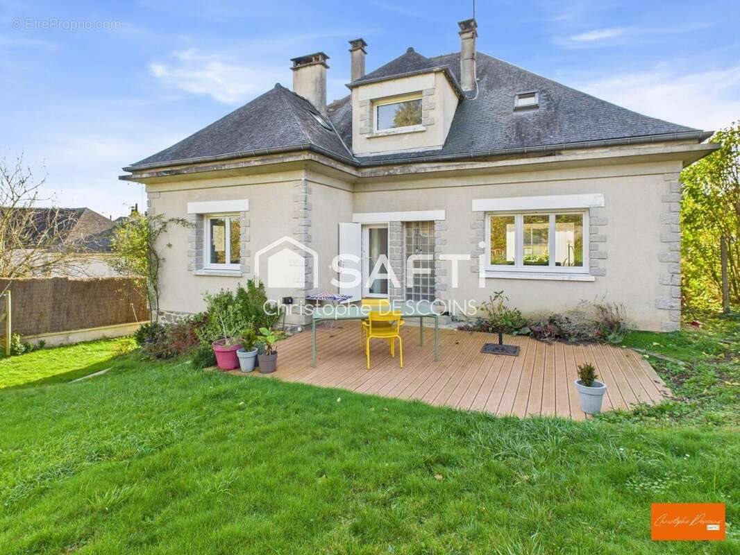 Maison à vendre, 160m², Mayenne