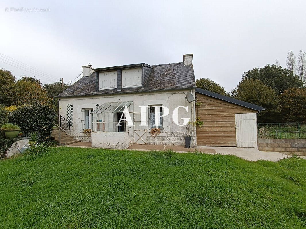 Maison à vendre, 64m², Maël-Carhaix