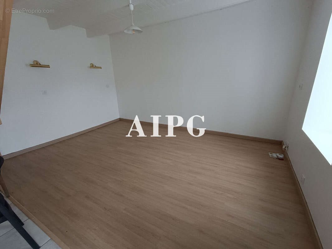 Maison à vendre, 64m², Maël-Carhaix