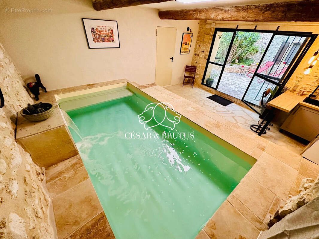 Maison à vendre, 300m², Uzès