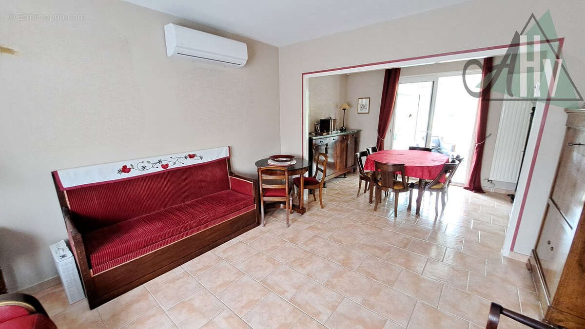 Maison à vendre, 107m², Villeneuve-sur-Yonne