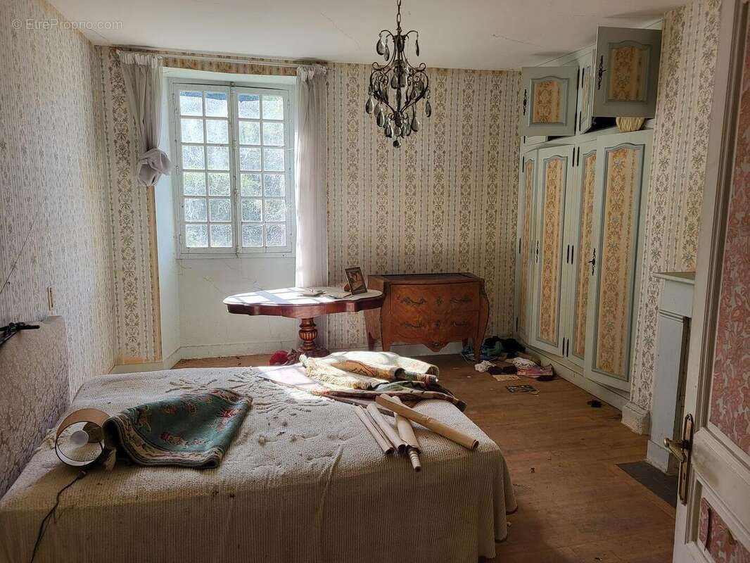 Maison à vendre, 130m², Tamniès