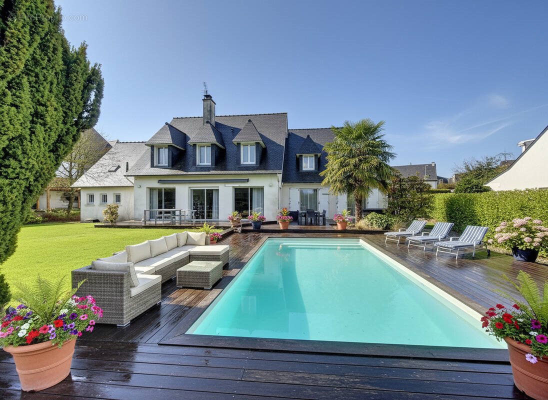 Maison à vendre, 260m², Fougères