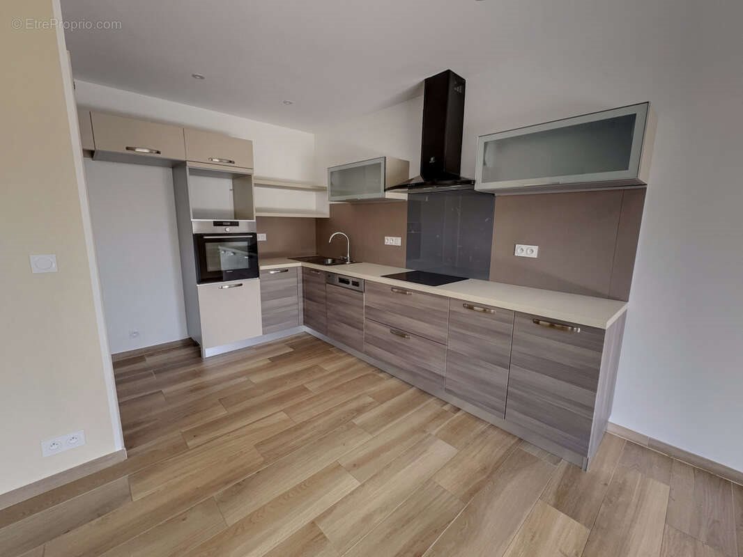 Appartement à vendre, 70m², Santa-Lucia-di-Moriani