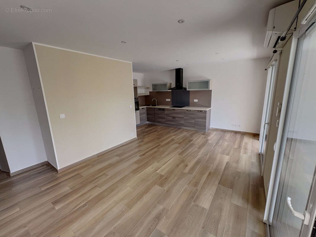 Appartement à vendre, 70m², Santa-Lucia-di-Moriani
