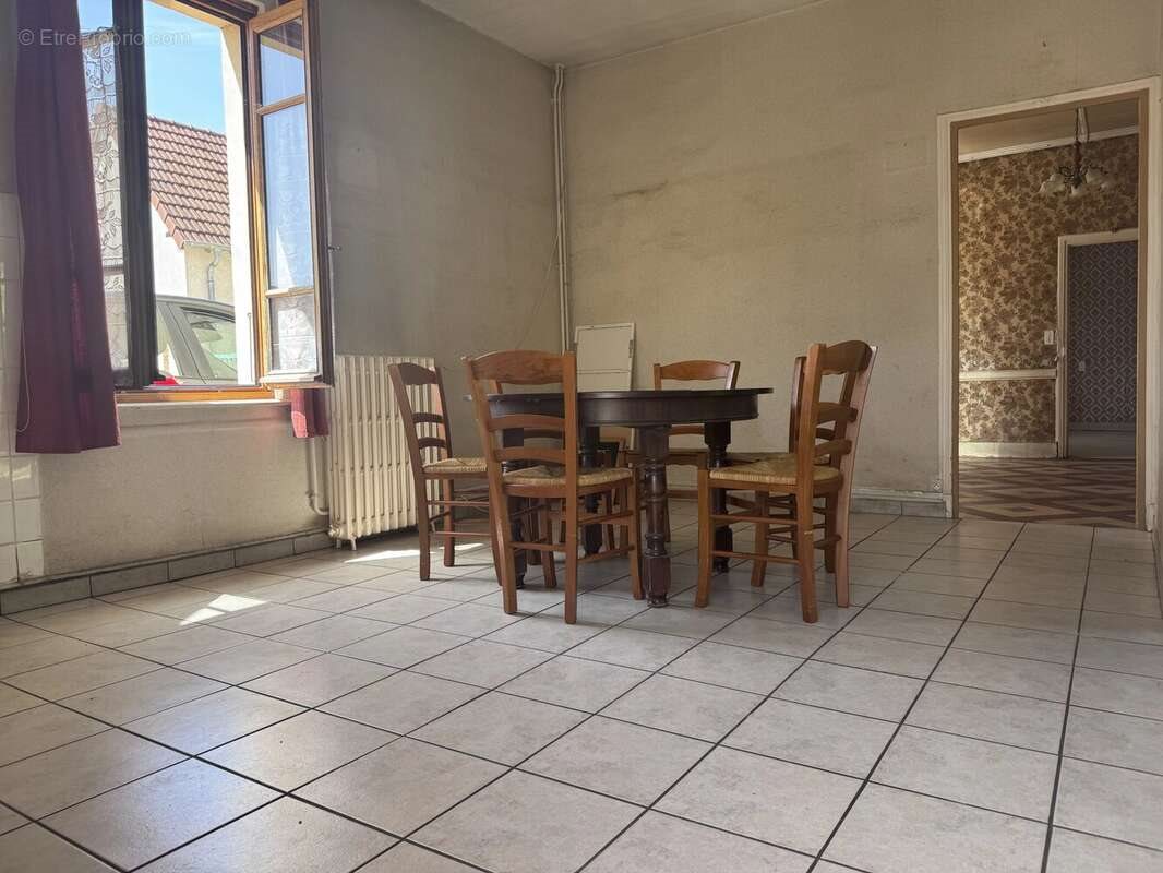 Maison à vendre, 171m², Louhans