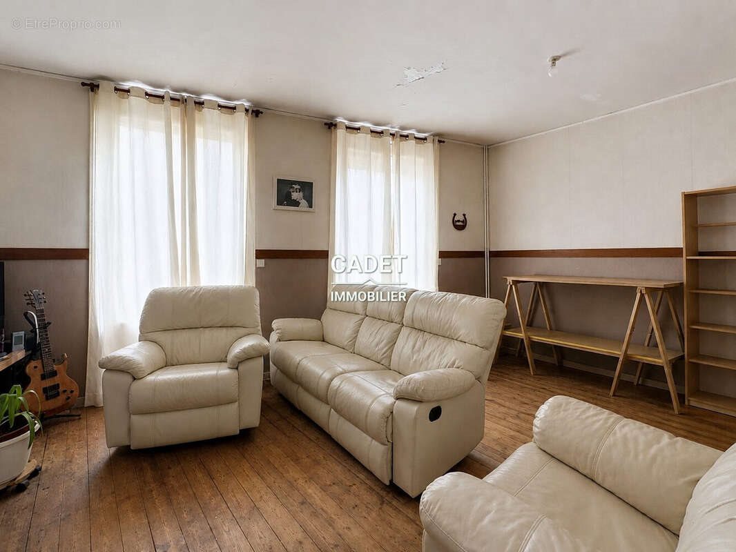 Maison à vendre, 111m², La Haye-Pesnel