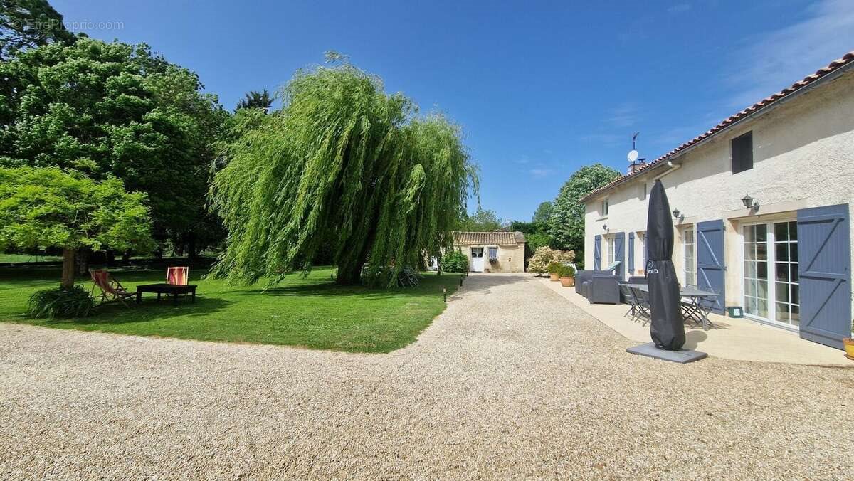 Maison à vendre, 199m², Niort
