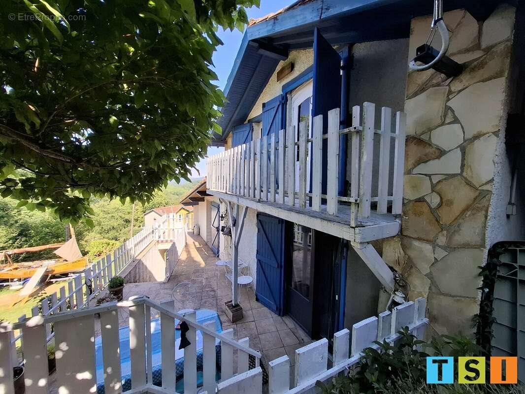 Maison à vendre, 82m², Aspet