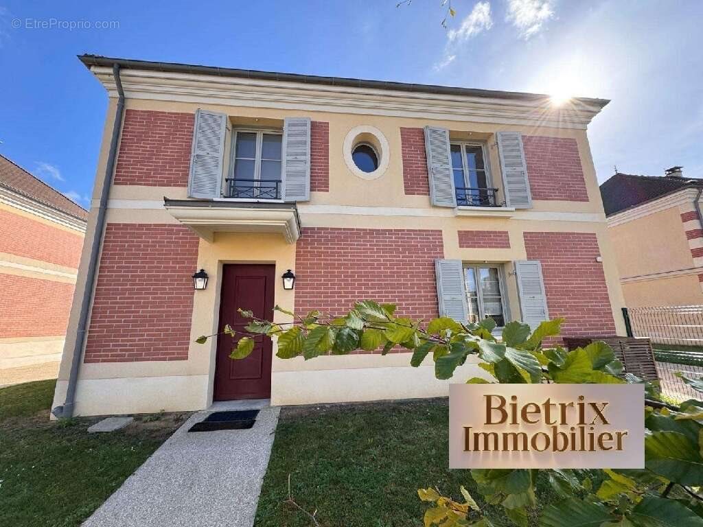 Maison à vendre, 105m², L'Isle-Adam