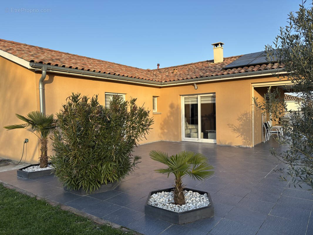 Maison à vendre, 87m², Manziat
