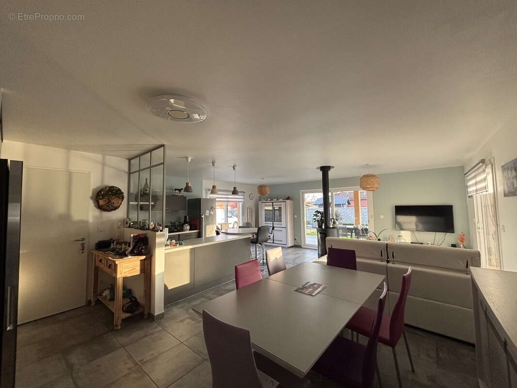 Maison à vendre, 87m², Manziat