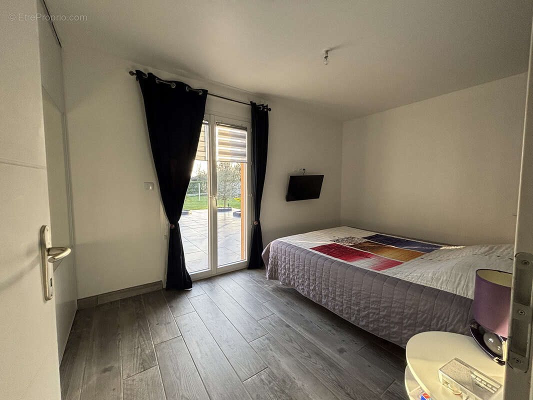 Maison à vendre, 87m², Manziat