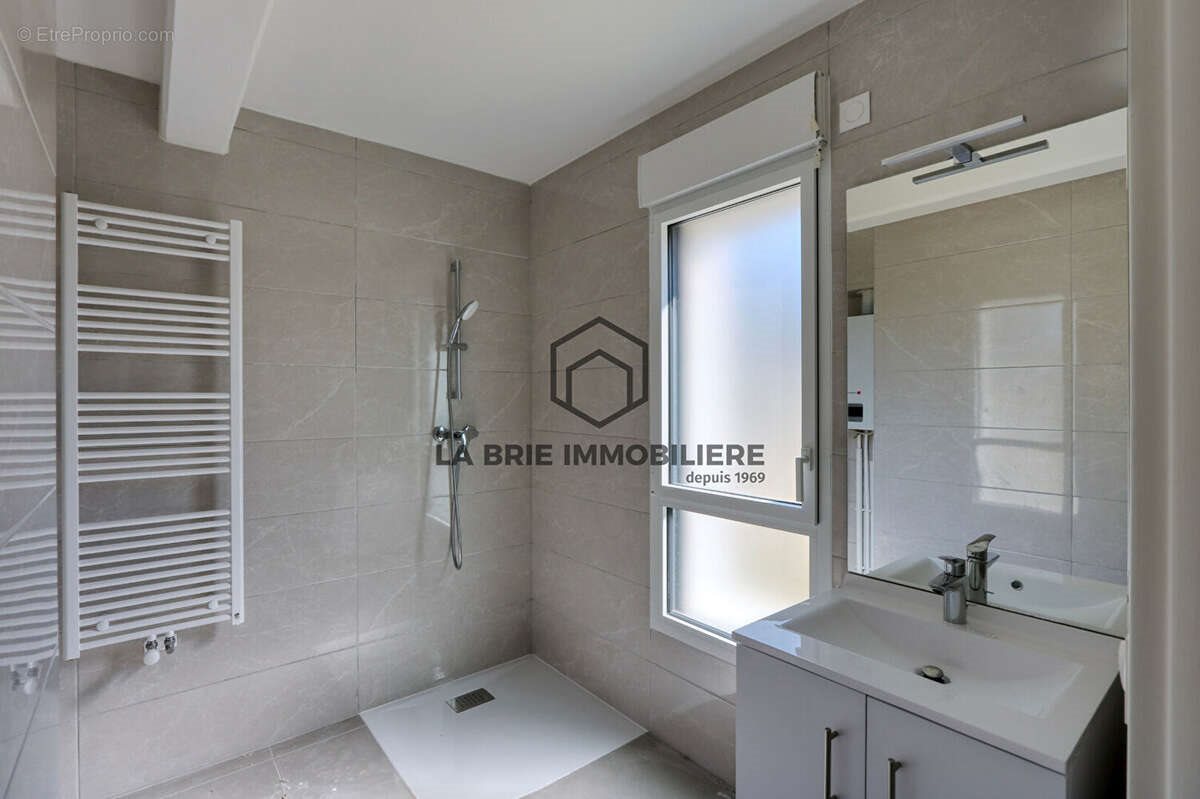 Appartement à vendre, 52m², Dammarie-les-Lys