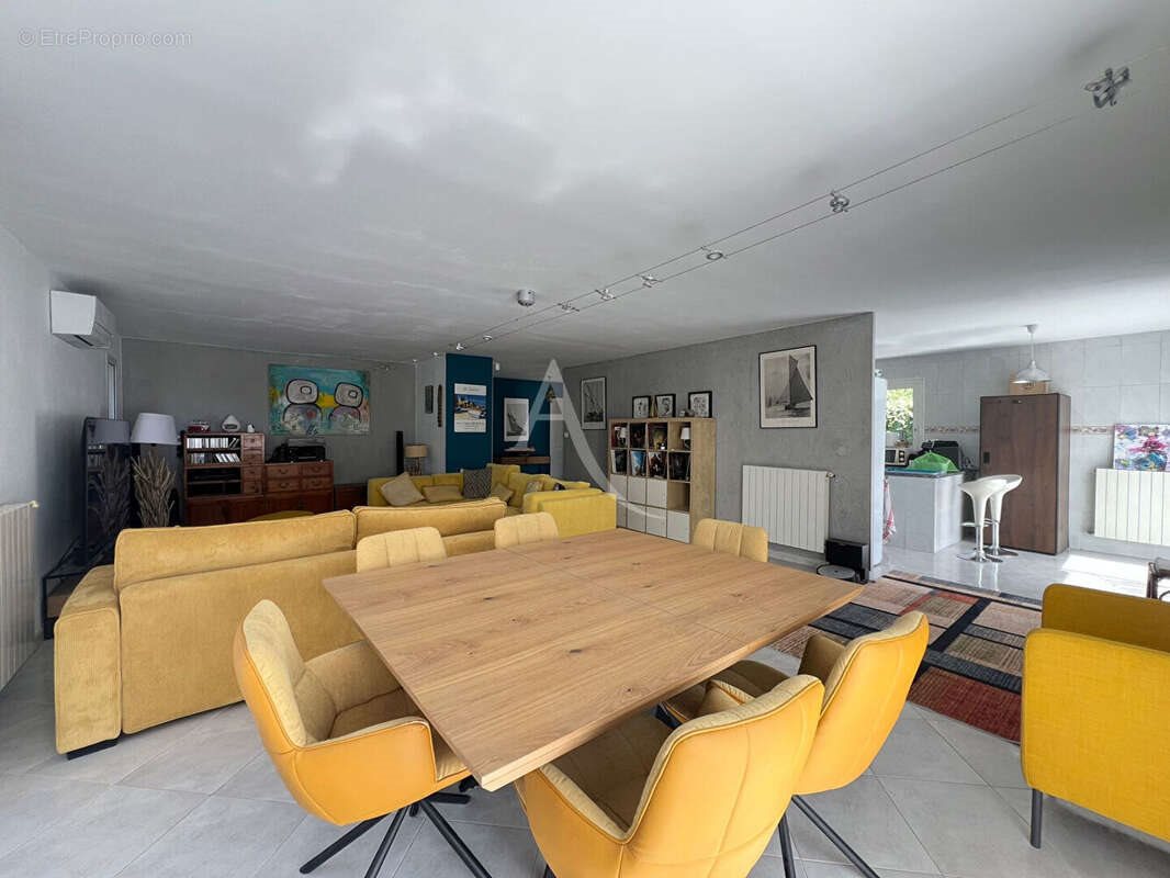 Maison à vendre, 195m², Fabrègues