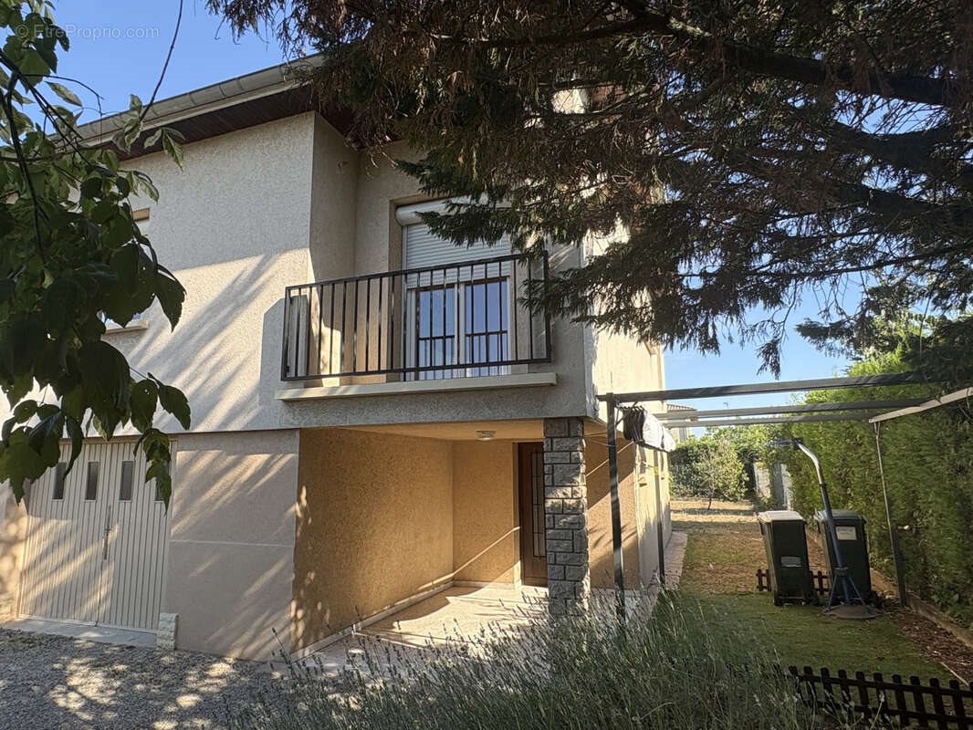 Maison à vendre, 74m², Saint-Maurice-l'Exil