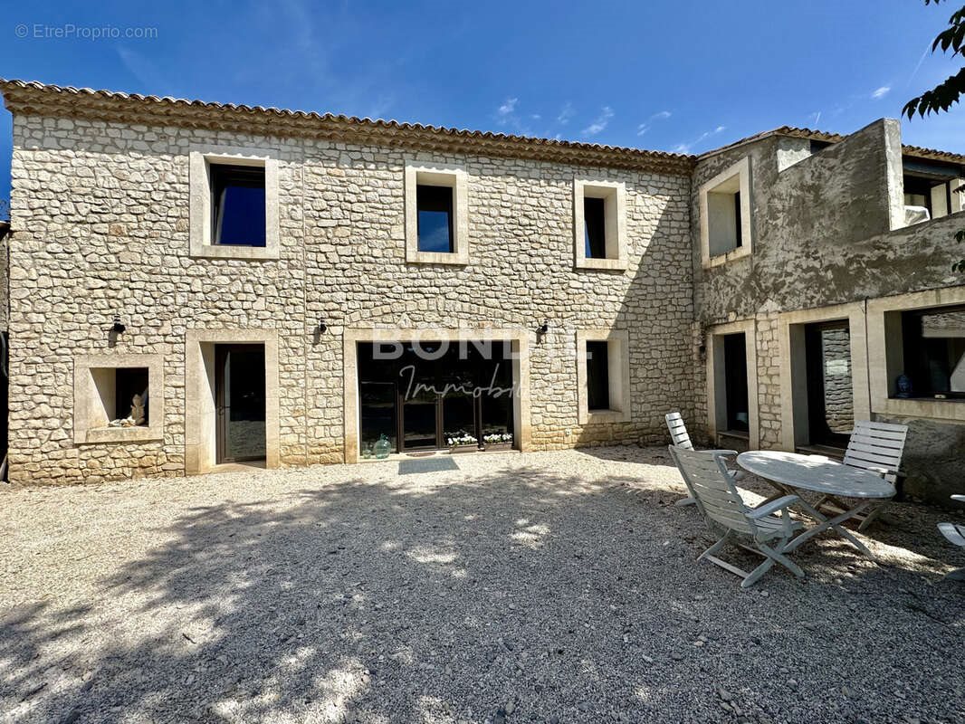 Maison à vendre, 225m², Cheval-Blanc