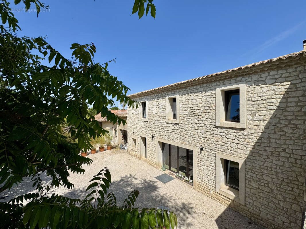 Maison à vendre, 225m², Cheval-Blanc