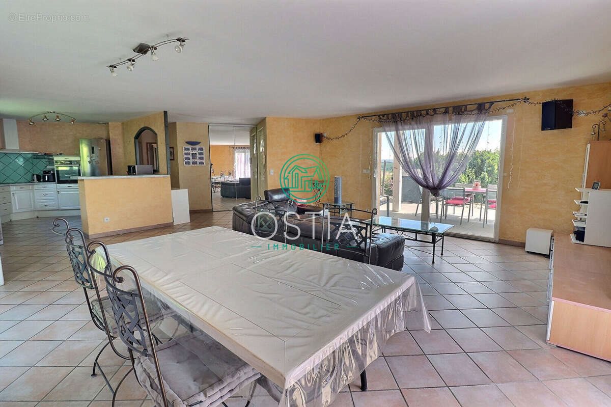 Maison à vendre, 112m², Saint-Romain-en-Jarez