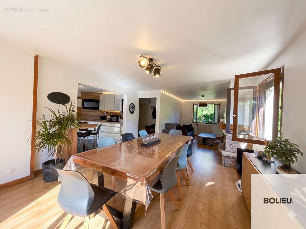 Maison à vendre, 127m², Chambéry