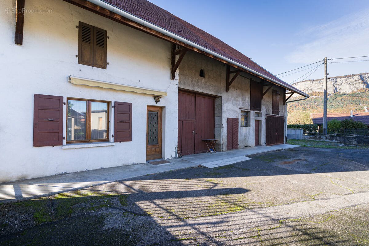 Maison à vendre, 500m², Saint-Pierre-en-Faucigny