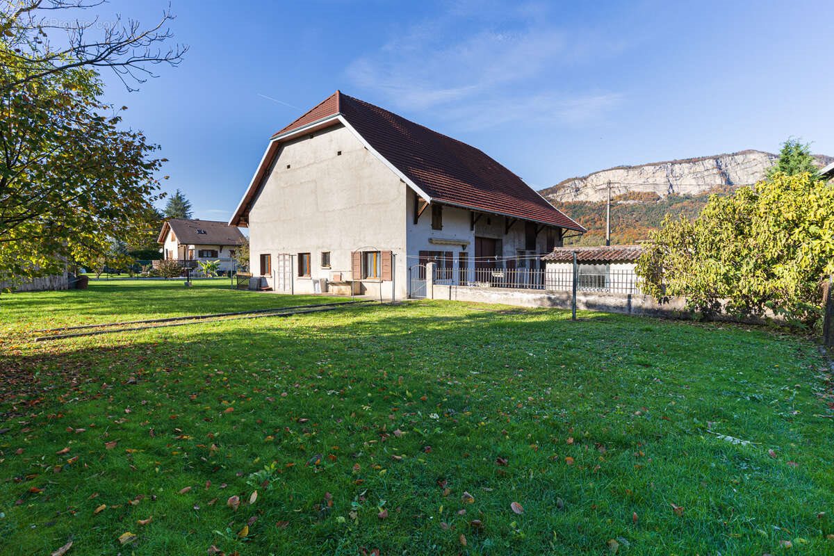 Maison à vendre, 500m², Saint-Pierre-en-Faucigny