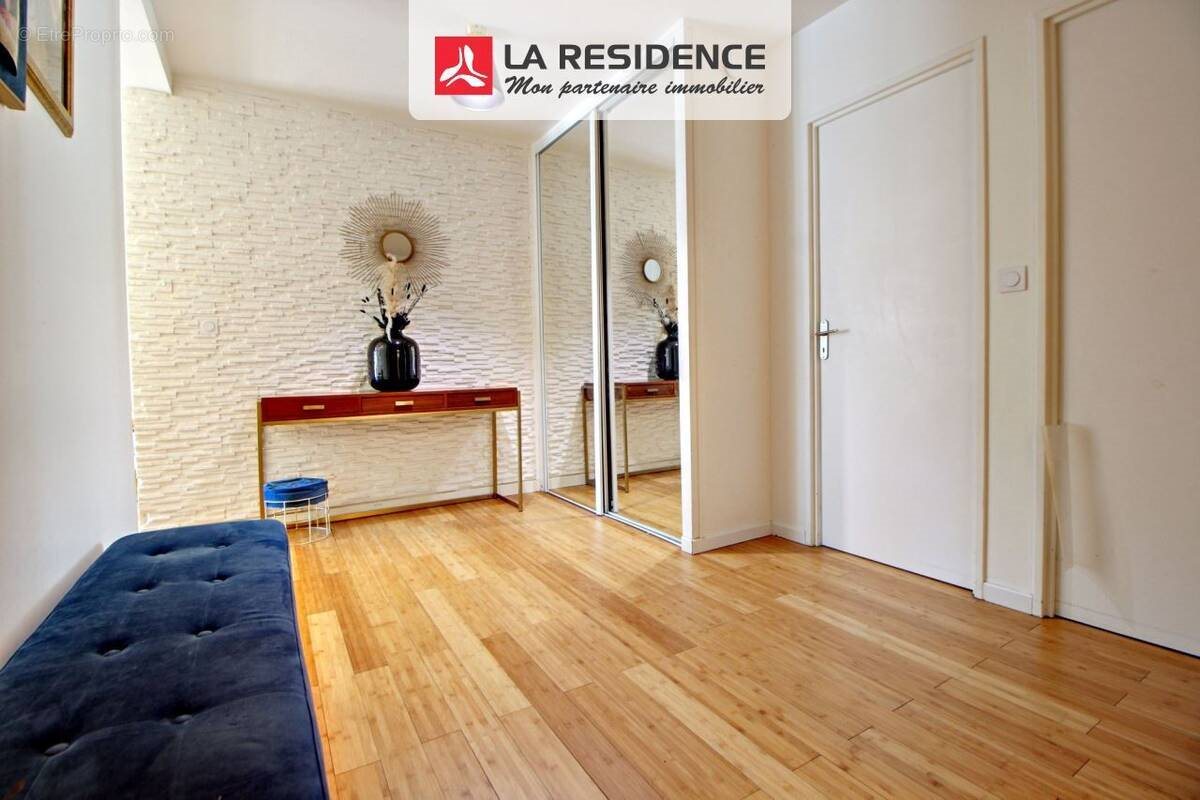 Appartement à vendre, 93m², Fontenay-le-Fleury