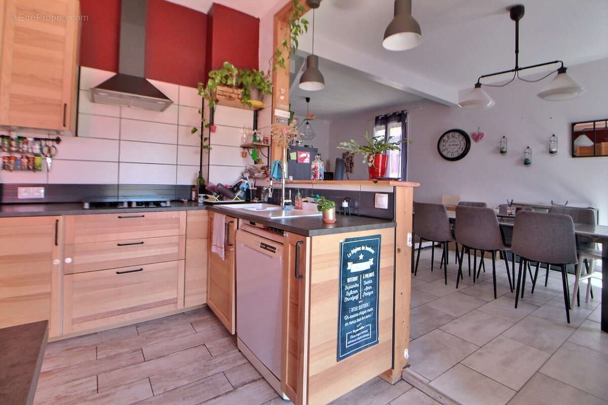 Maison à vendre, 130m², Riorges
