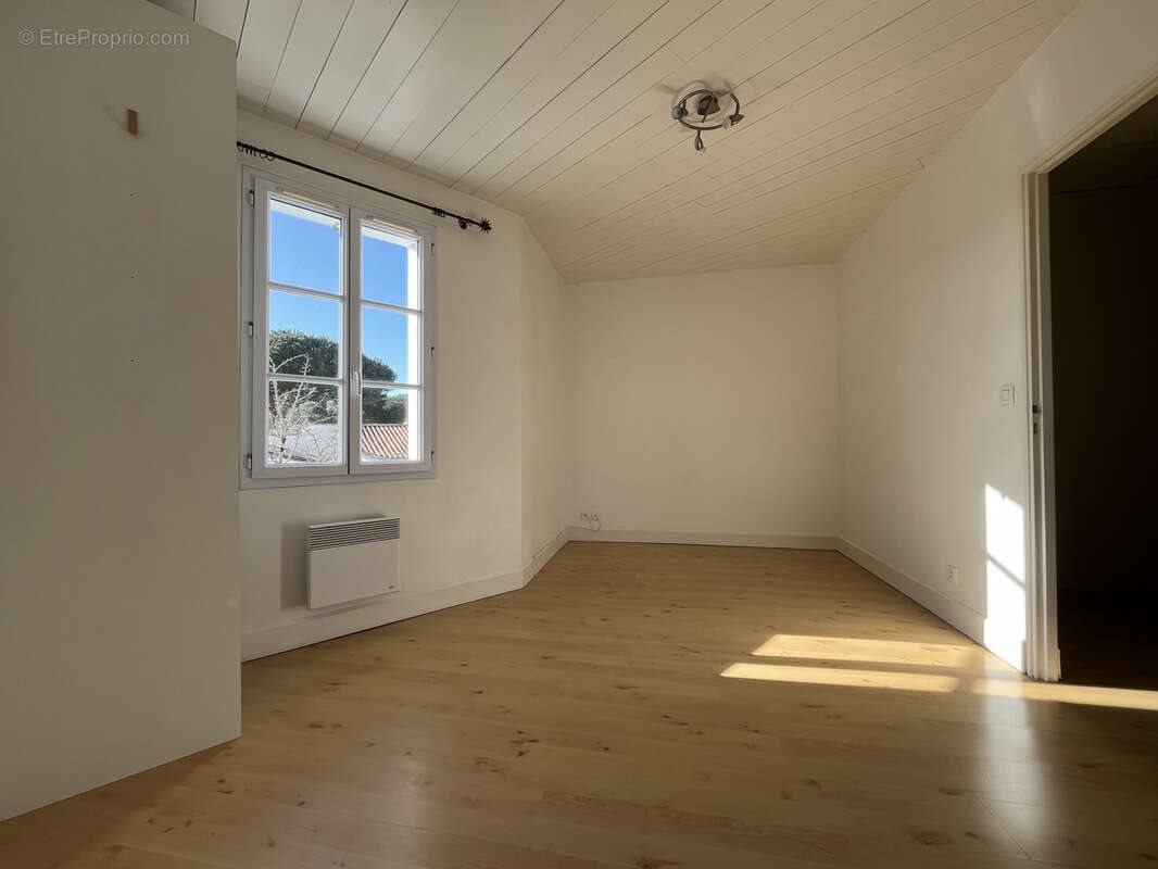 Maison à vendre, 77m², La Flotte