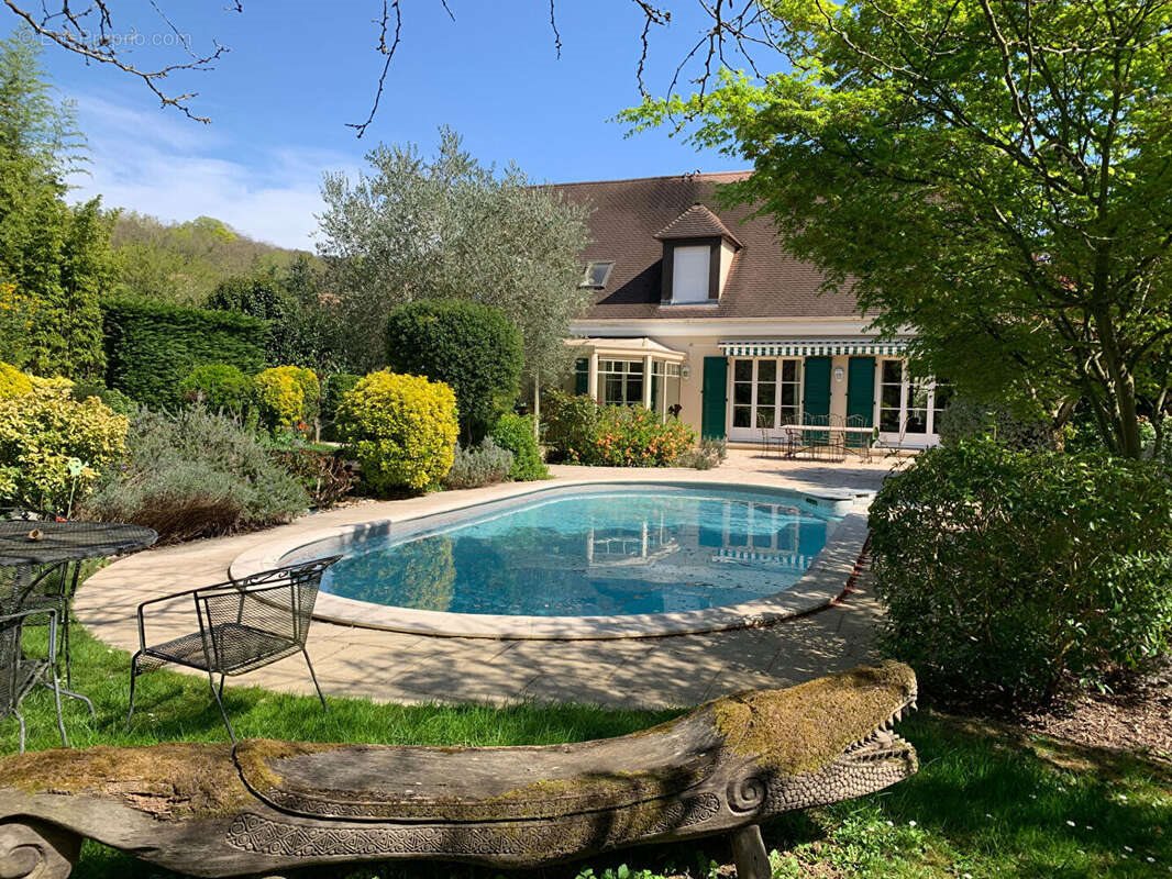 Maison à vendre, 272m², Saint-Prix
