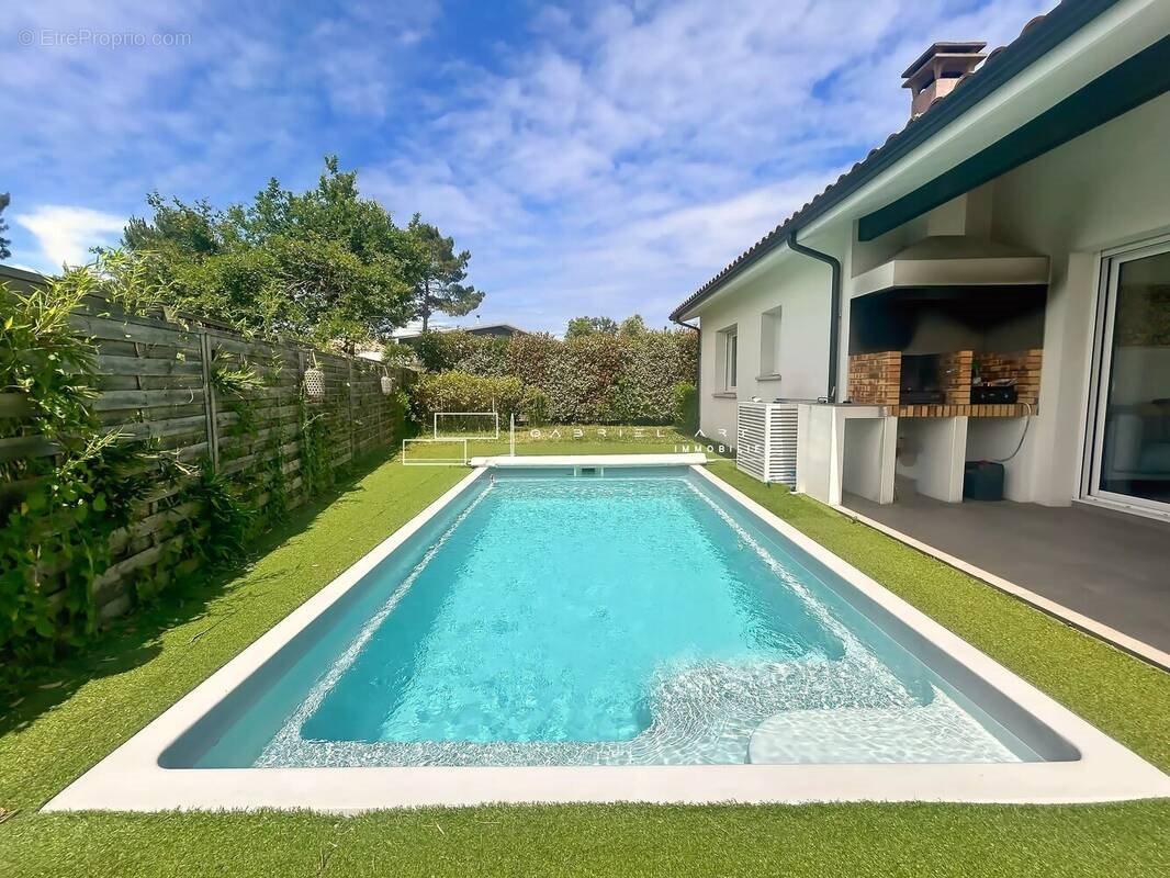 Maison à vendre, 138m², Saubion