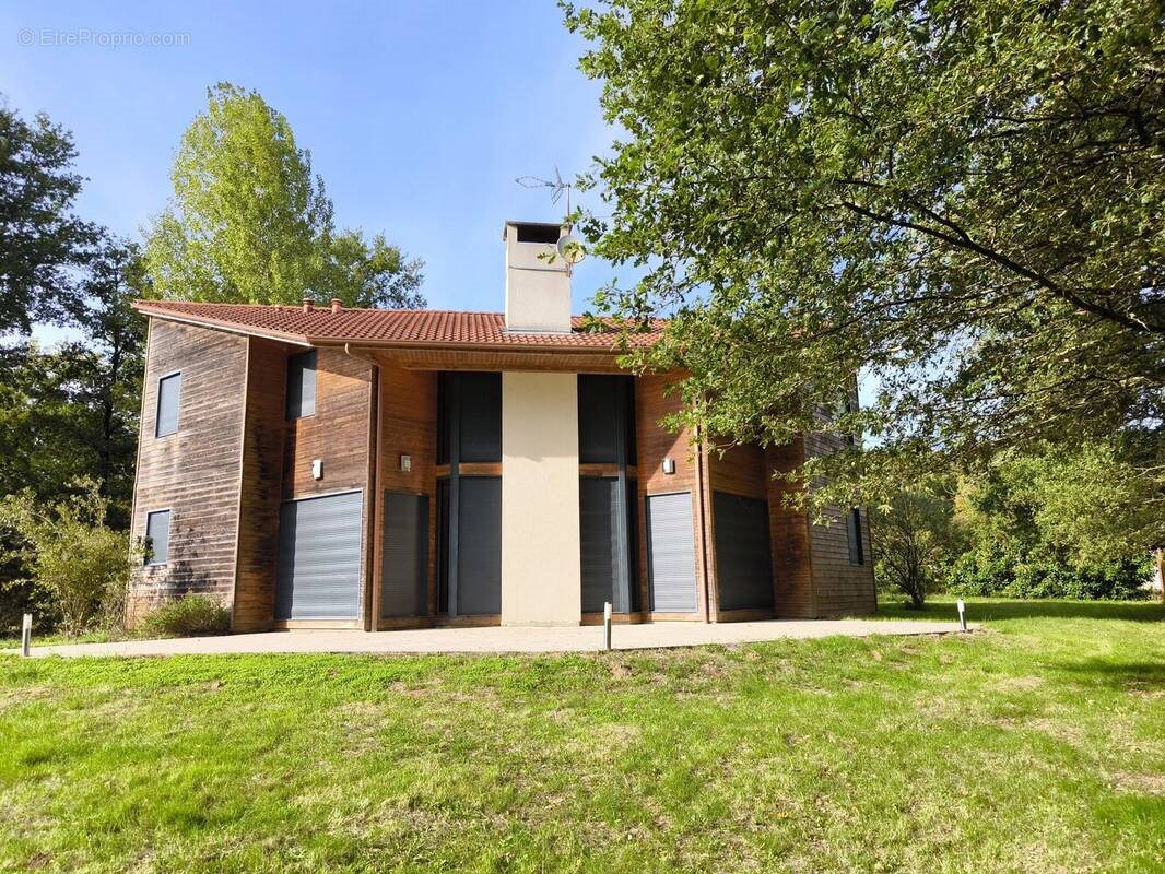 Maison à vendre, 163m², Saint-Brice-sur-Vienne