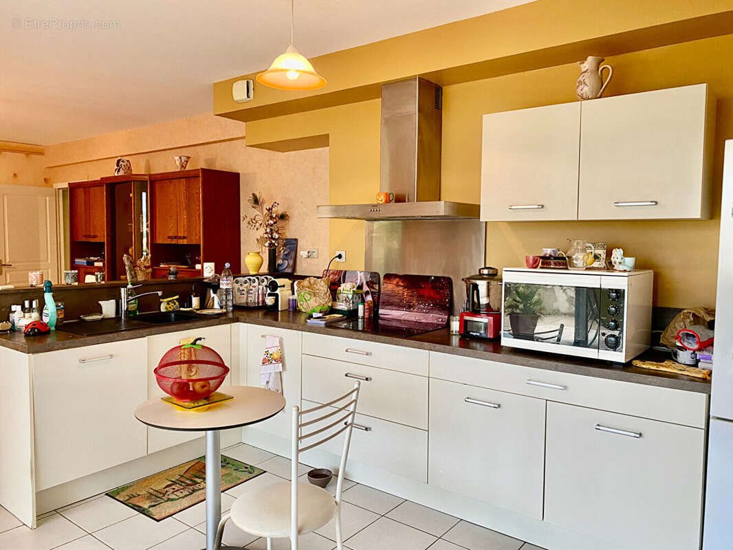 Appartement à vendre, 81m², Montceau-les-Mines