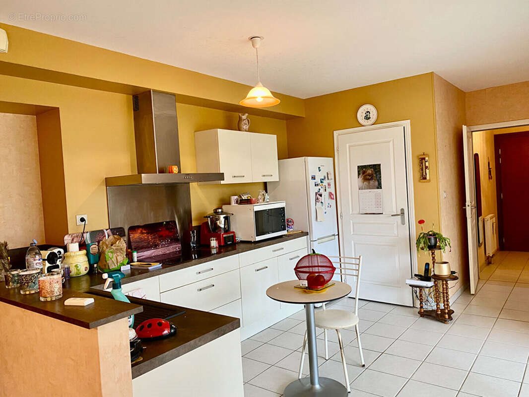 Appartement à vendre, 81m², Montceau-les-Mines