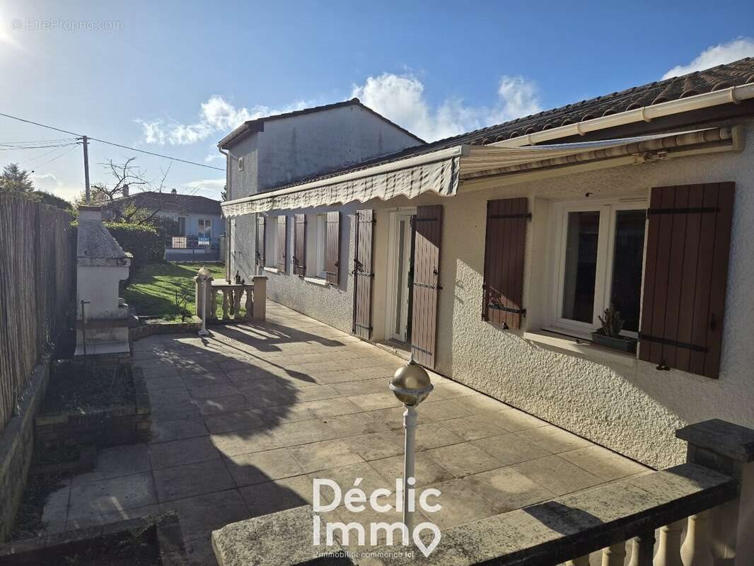 Maison à vendre, 145m², Saint-Yrieix-sur-Charente