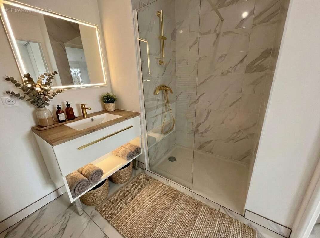 Appartement à vendre, 92m², Pessac