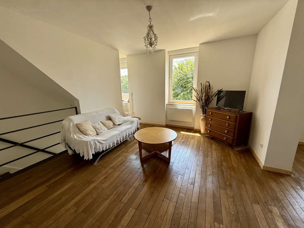 Maison à vendre, 138m², Charency-Vezin